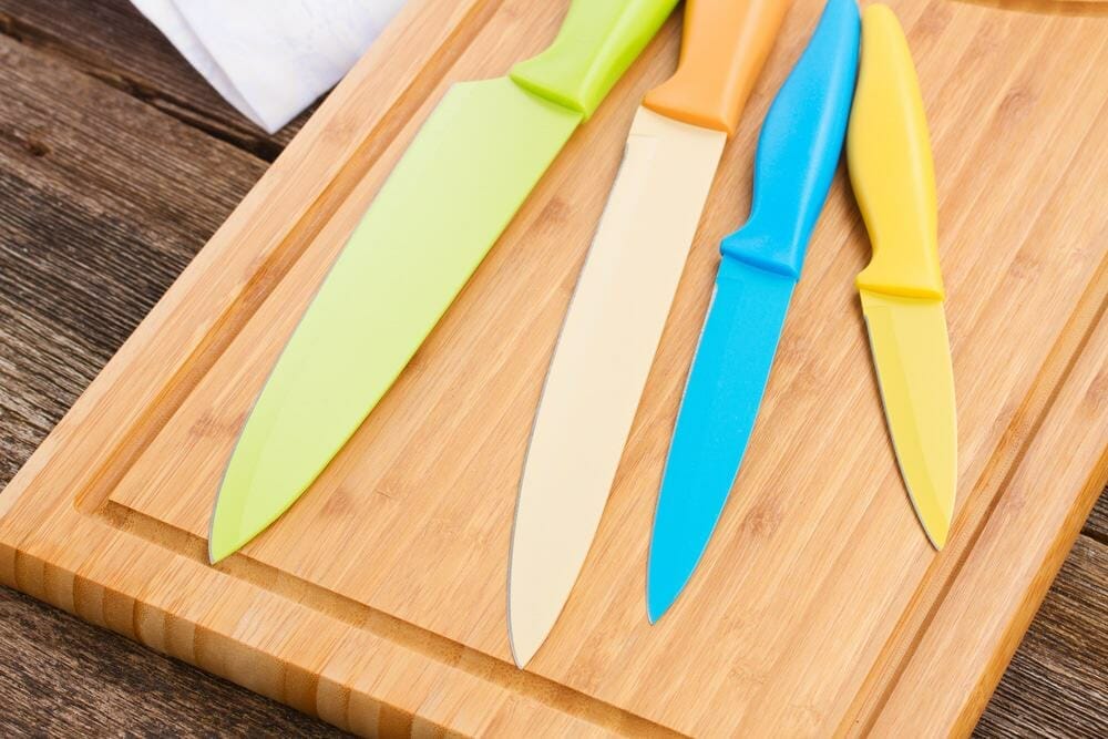 couteau silicone - couteau de cuisine - Meilleurs couteaux de cuisine — Guide Complet - cuisson - cuisinier minimaliste