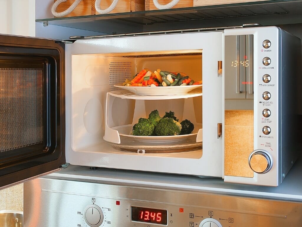 Légumes au four micro-ondes multifonctions
